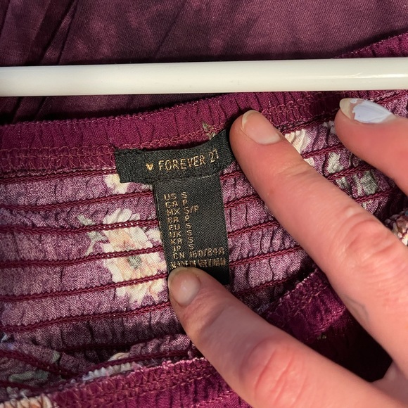 Forever 21 off the shoulder crop top - Picture 2 of 2